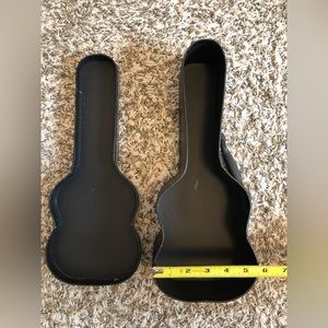 Guitar shaped cardboard box -black
